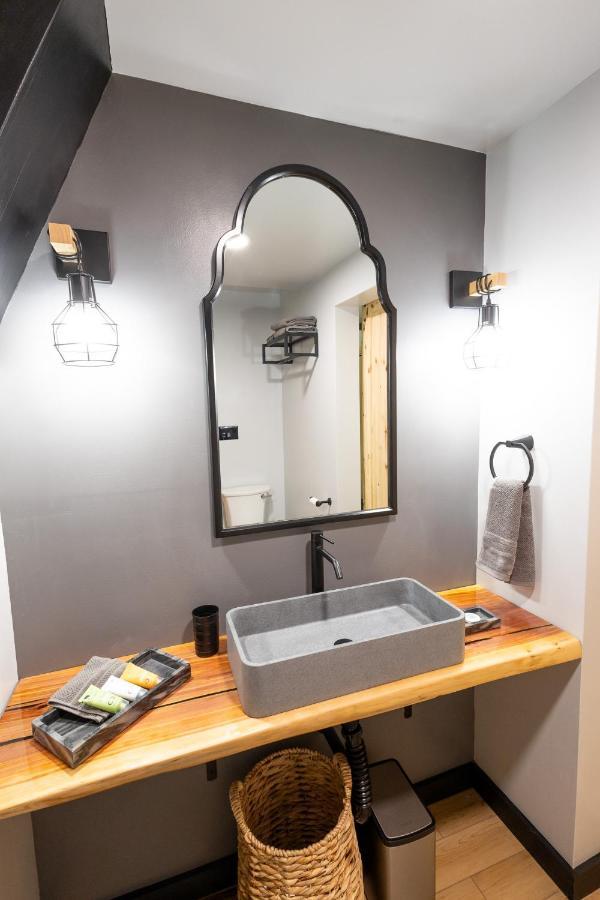 Valhalla Cabins Aframes With Hot Tubs & Sauna Cosby Extérieur photo